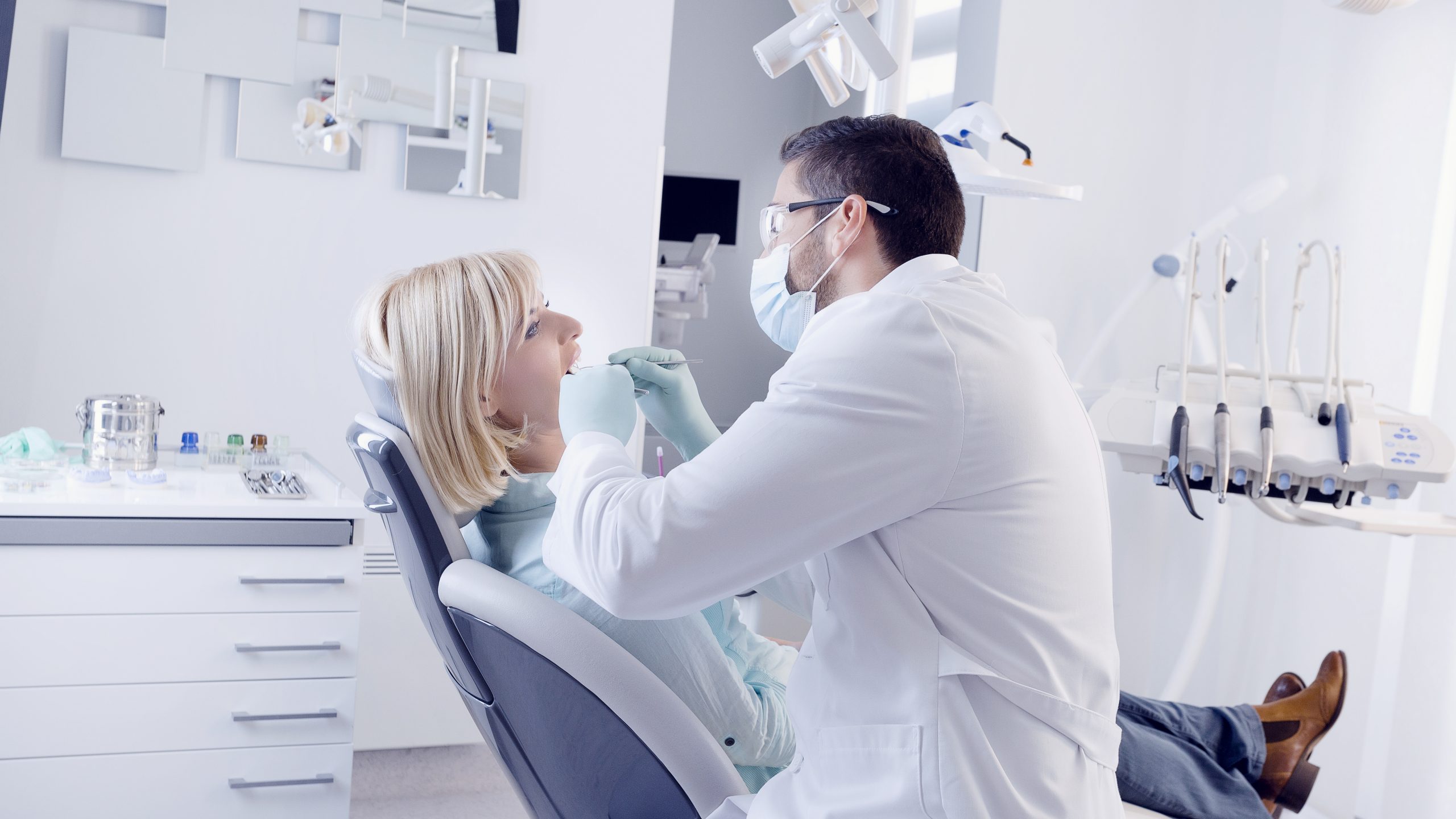 Dentist in Brookings, OR